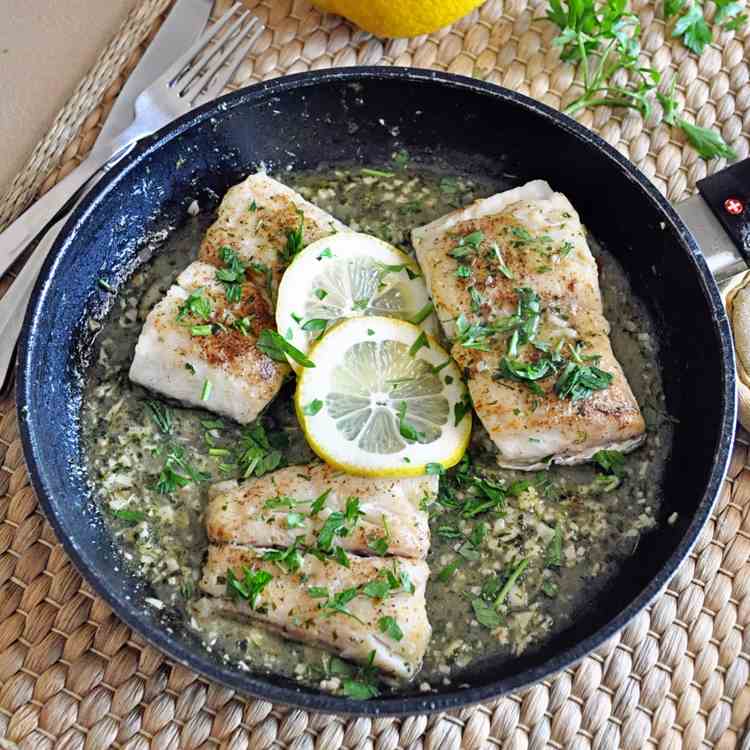 Spanish Hake in Green Sauce 