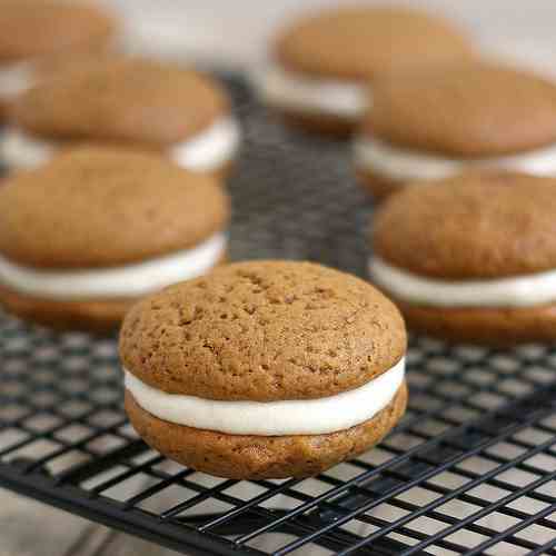 Gingerbread Whoopie Pies