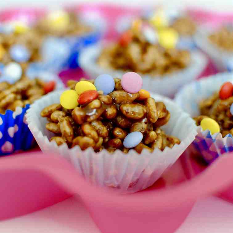 No-bake Chocolate Rice Krispie Cupcakes