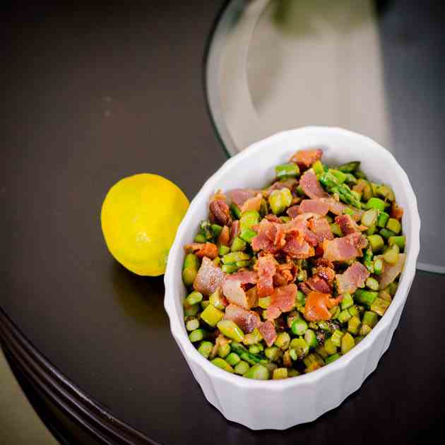 Lemon Asparagus Saute with Bacon (Paleo)