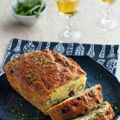 Cake with olives and hazelnuts