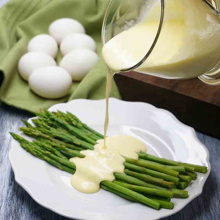 How To Make Hollandaise Sauce