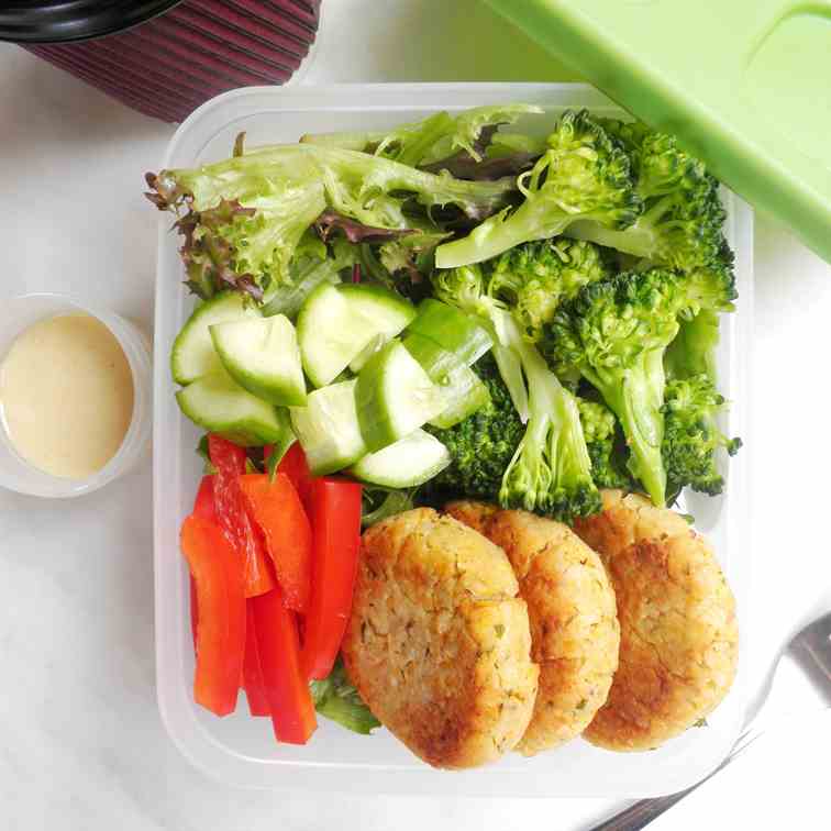 Falafel Lunchbox with Tahini Dressing