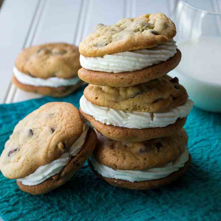 Chocolate Chip Whoopie Pies