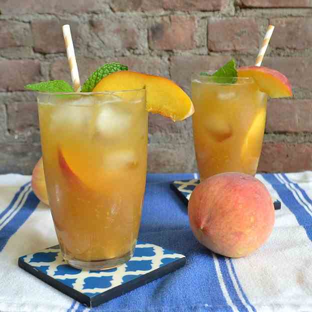 Mint Peach Green Tea Cooler