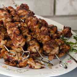 BBQ Chicken Kebabs with a Spicy Bacon Rub