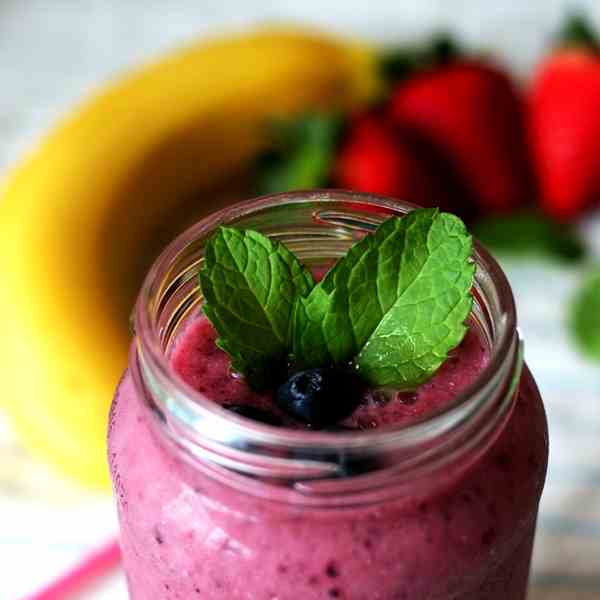 Strawberry Blueberry Smoothie