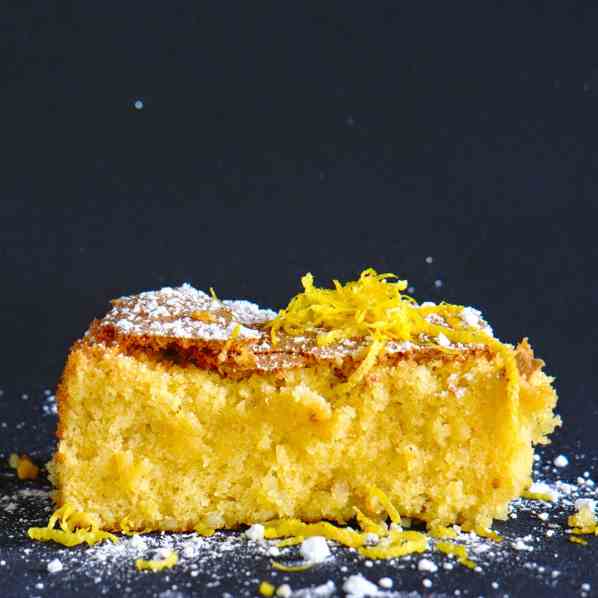Almond cake or pie Santiago.