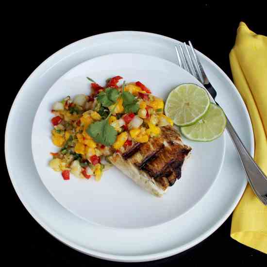 Grilled Mahi Mahi with Mango Salsa