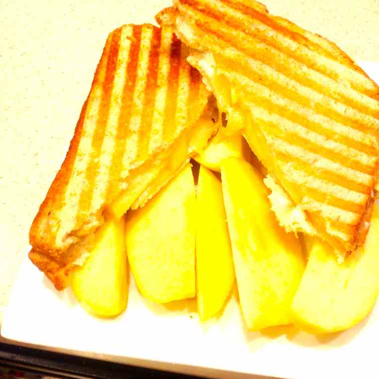 Grilled Apple Paninis