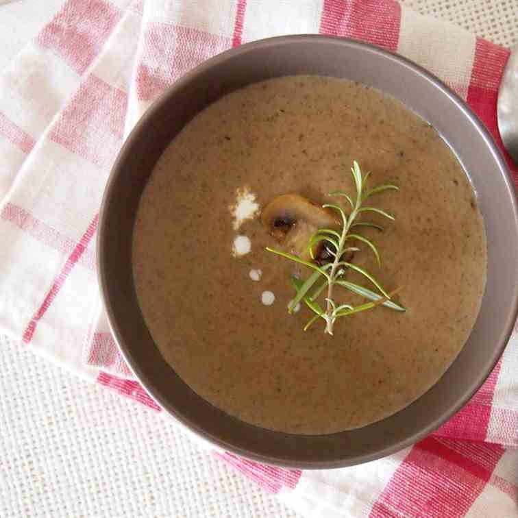 Creamy mushroom soup