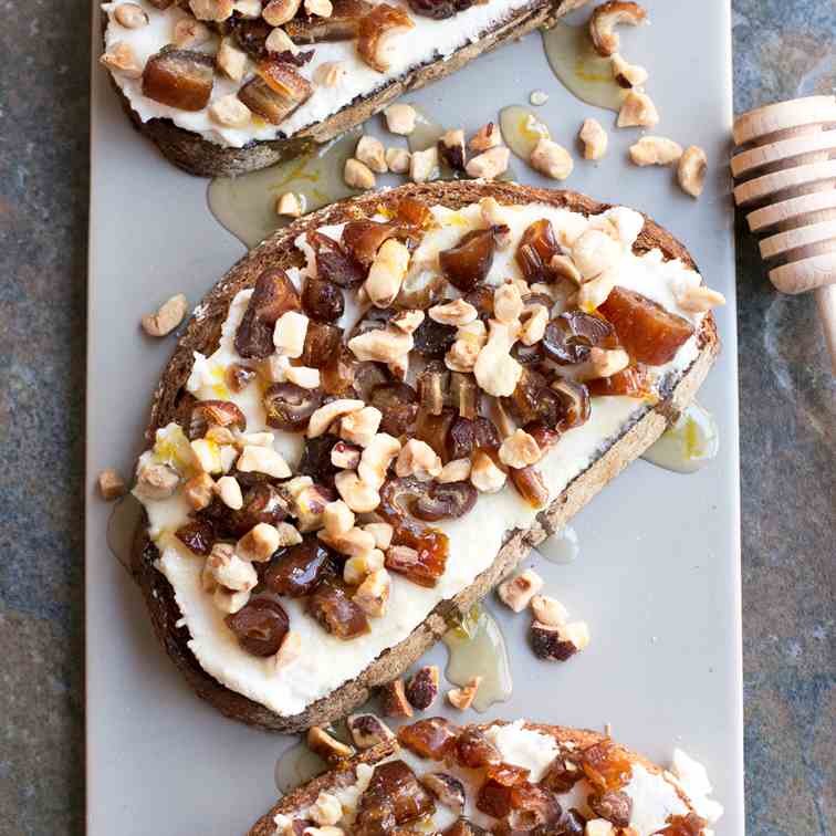 Ricotta, Date - Hazelnut Tartine