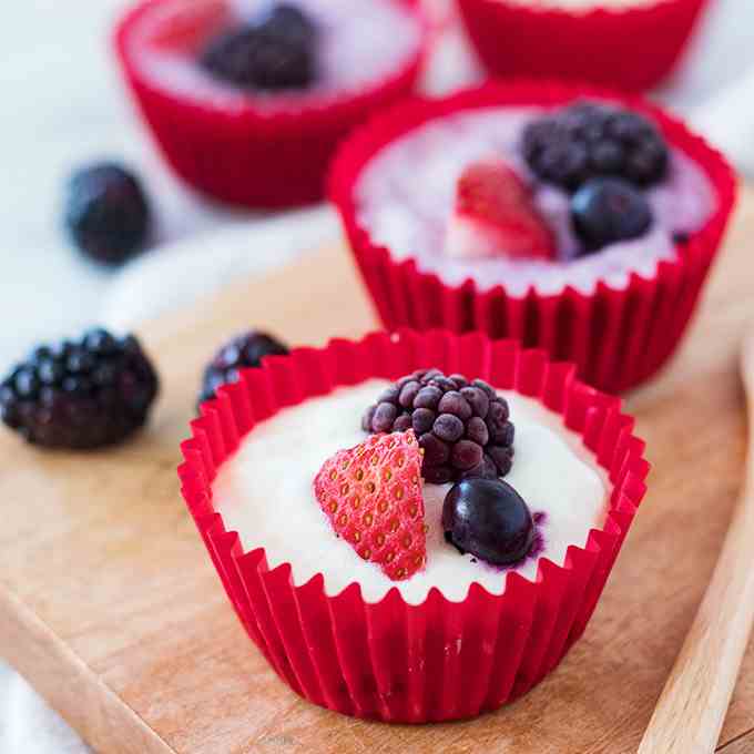 Frozen Yogurt Granola Cups