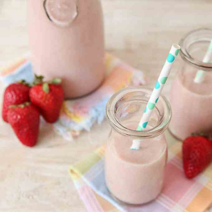 Vegan Strawberry Almond Milk