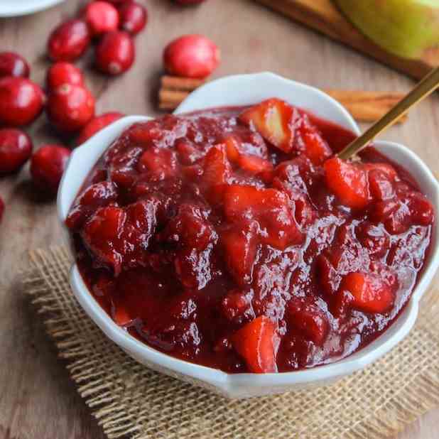 Chunky Cranberry Apple Sauce