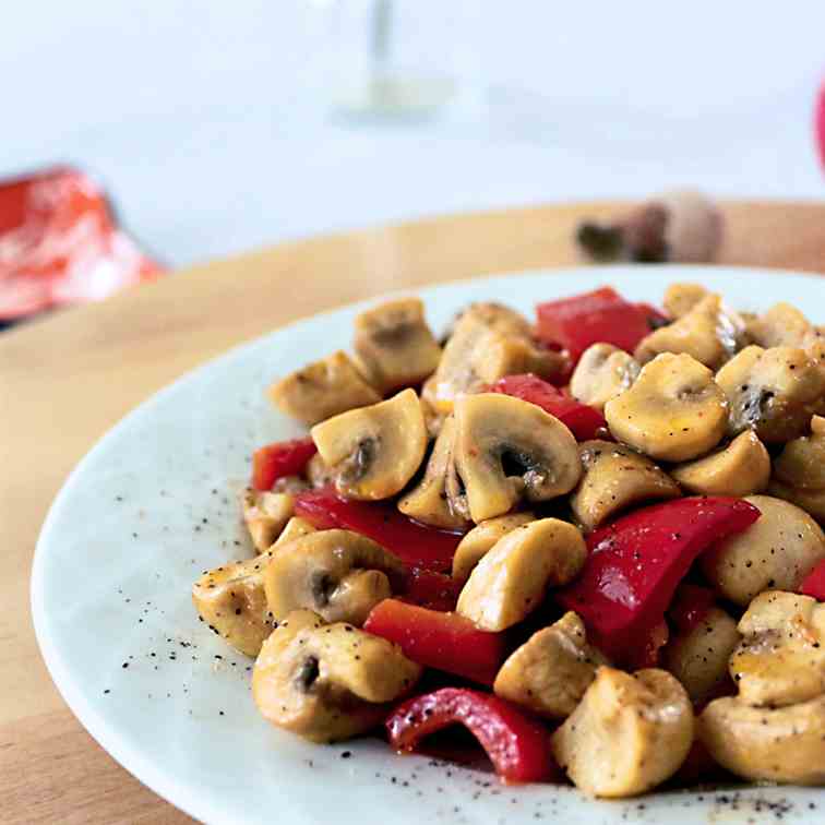 Sauteed Mushrooms With Red Peppers