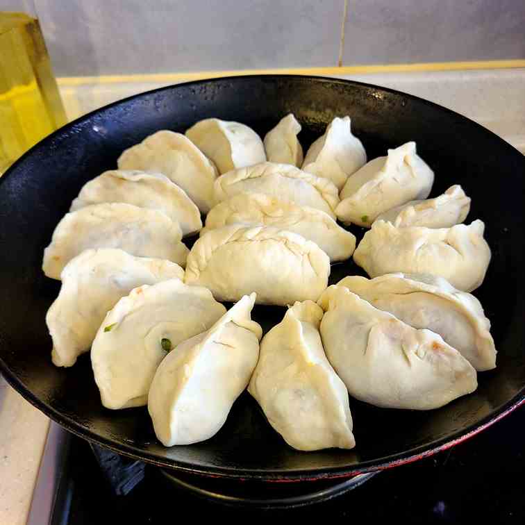 Homemade Dumpling Wrappers