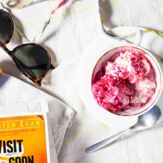 cream cheese ice cream with raspberries