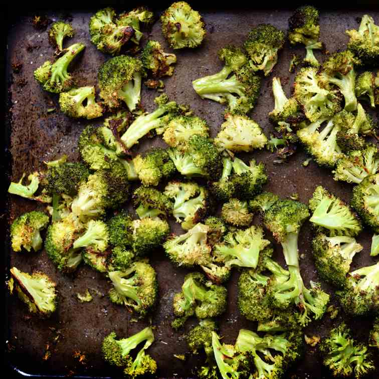 Ridiculously Easy Roasted Broccoli