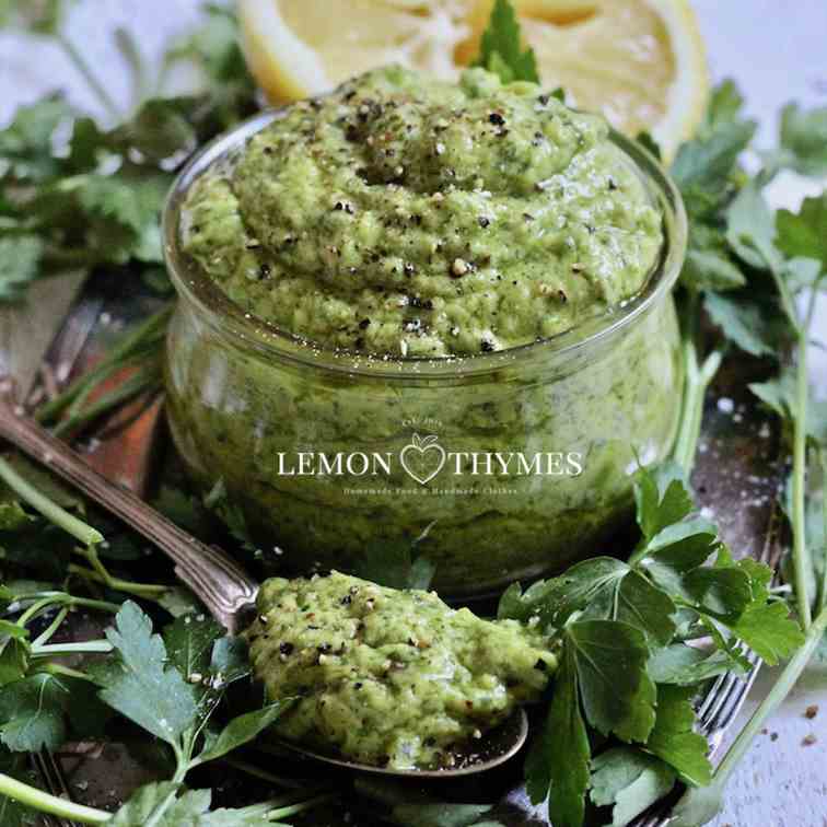 Vegan Avocado Basil Pesto