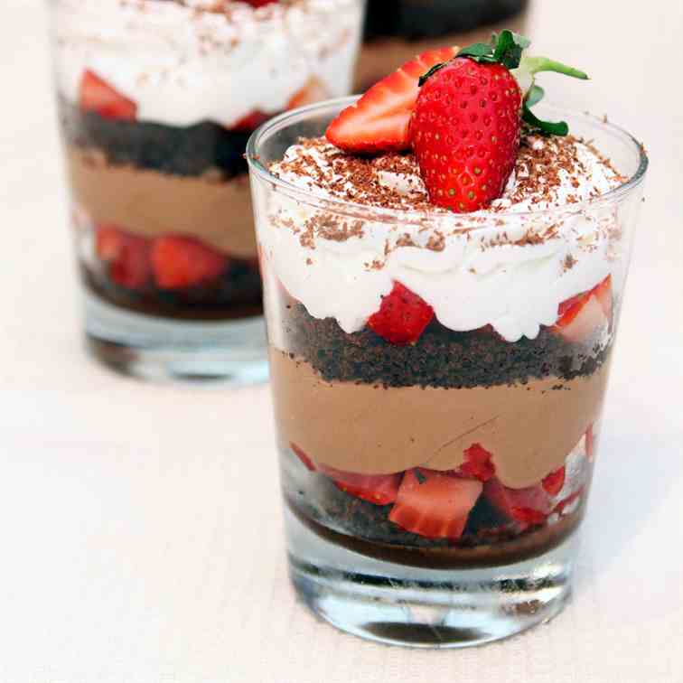 Chocolate Trifle with Strawberry and Cream