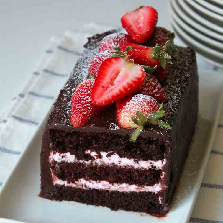 Chocolate and strawberry mousse cake