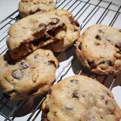 Chocolate Chip Walnut Cookies