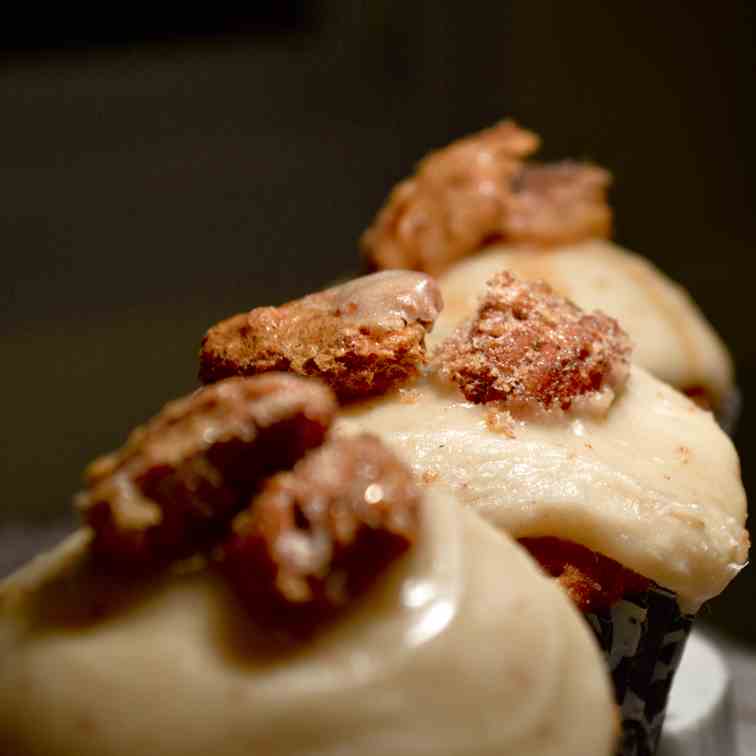 Banana-Nut Cupcakes