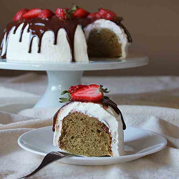 Matcha chiffon cake