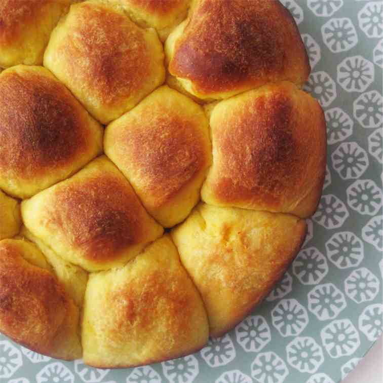 Saffron Butter Buns