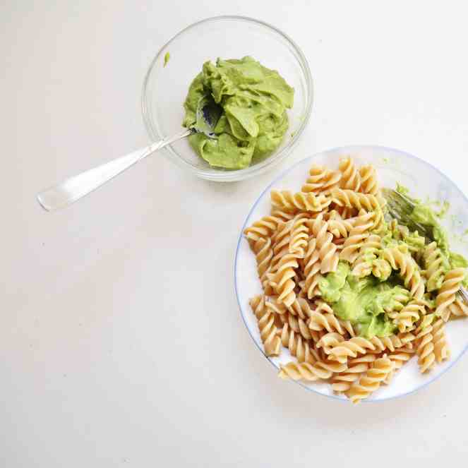 3-Ingredient Avocado Pasta Sauce