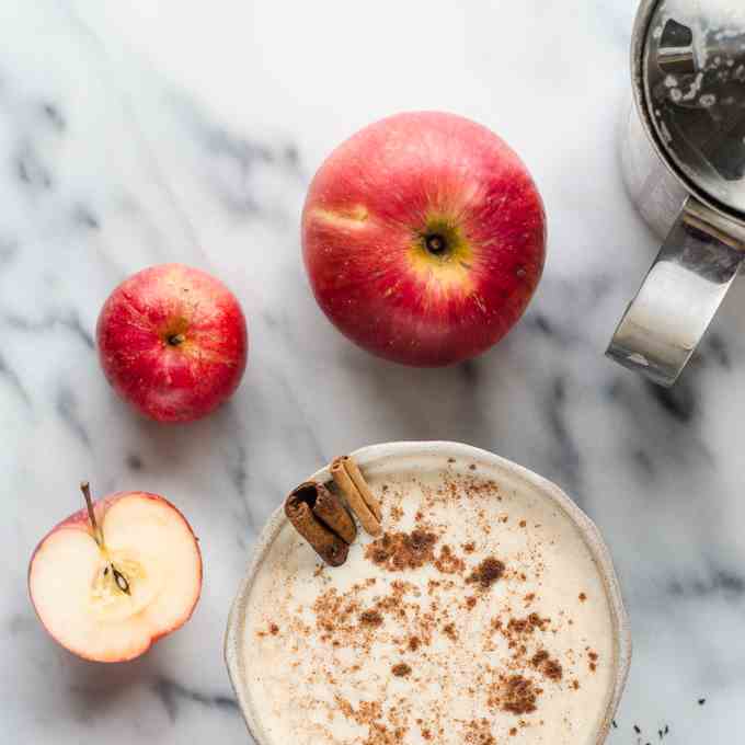 Spiced Apple Tea Latte