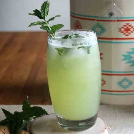 Fresh Honeydew Ginger Mojito