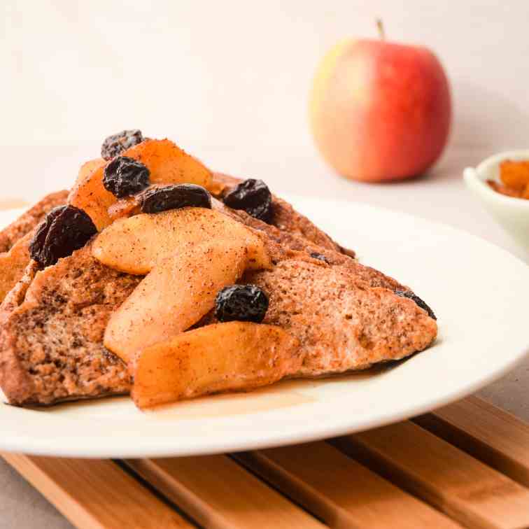 French Toast with Cinnamon Apple Garnish