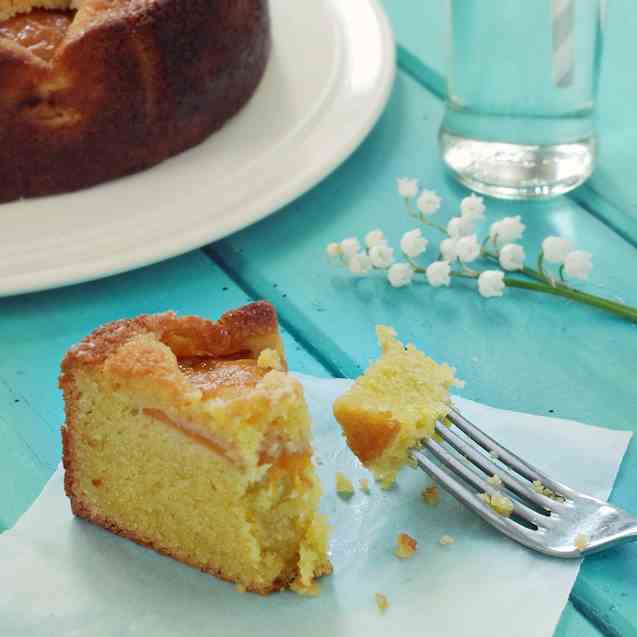 Peach and Almond Cake