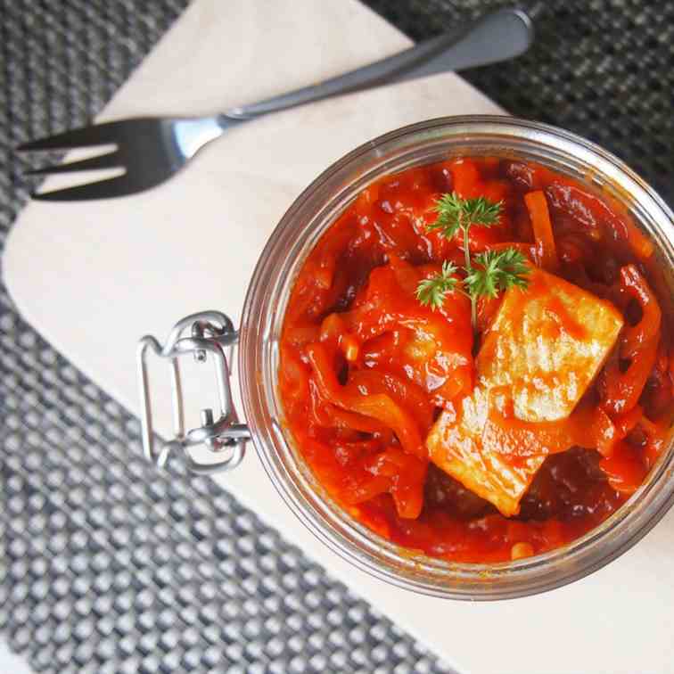 Herring with tomato sauce