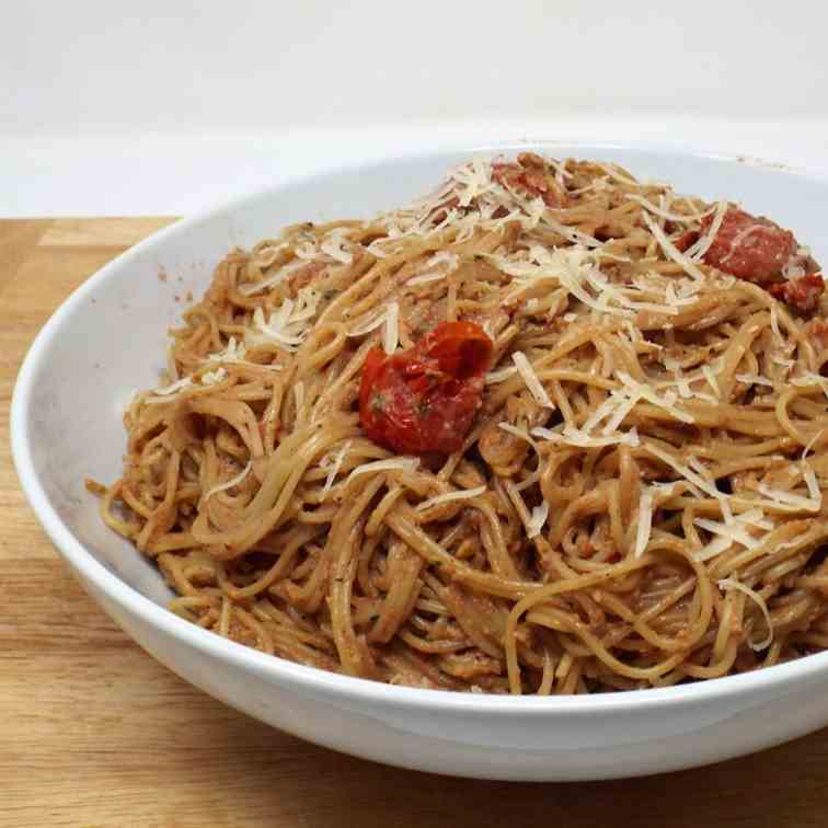 Tomato and Toasted Walnut Pesto Pasta