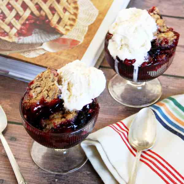 Jumbleberry Fruit Cobbler