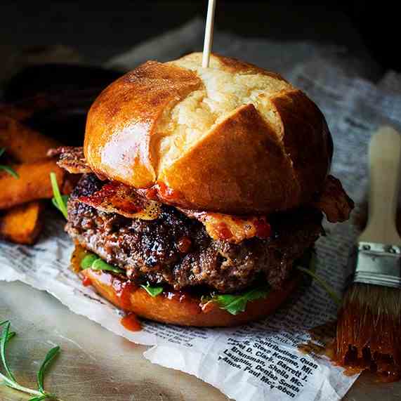 Coffee Rubbed Burgers 