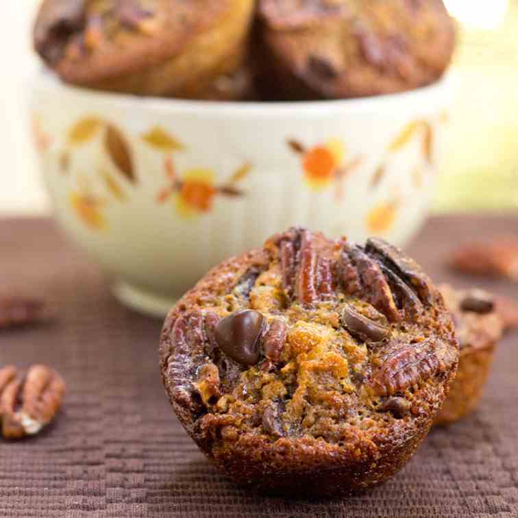 Chocolate Pecan Pie Muffins