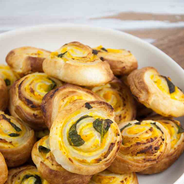 Vegan Pumpkin Basil Pinwheels