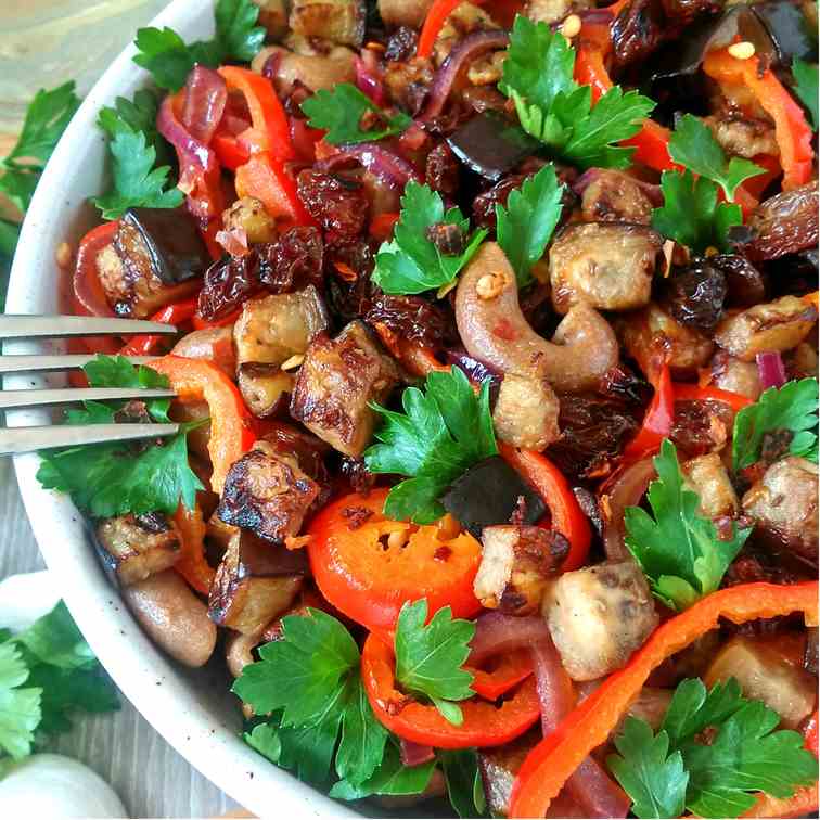 Aubergine and Sultanas Pasta Salad