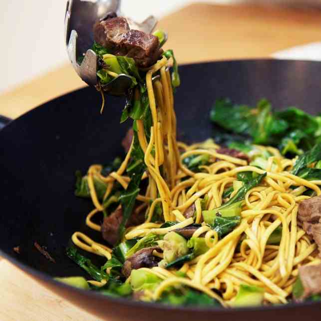 Beef, mushrooms & greens stir fry