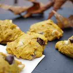 Pumpkin Mint Chocolate Chip Cookies