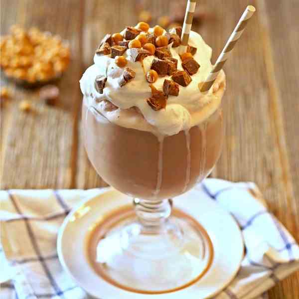 Frozen Caramel Hot Chocolate