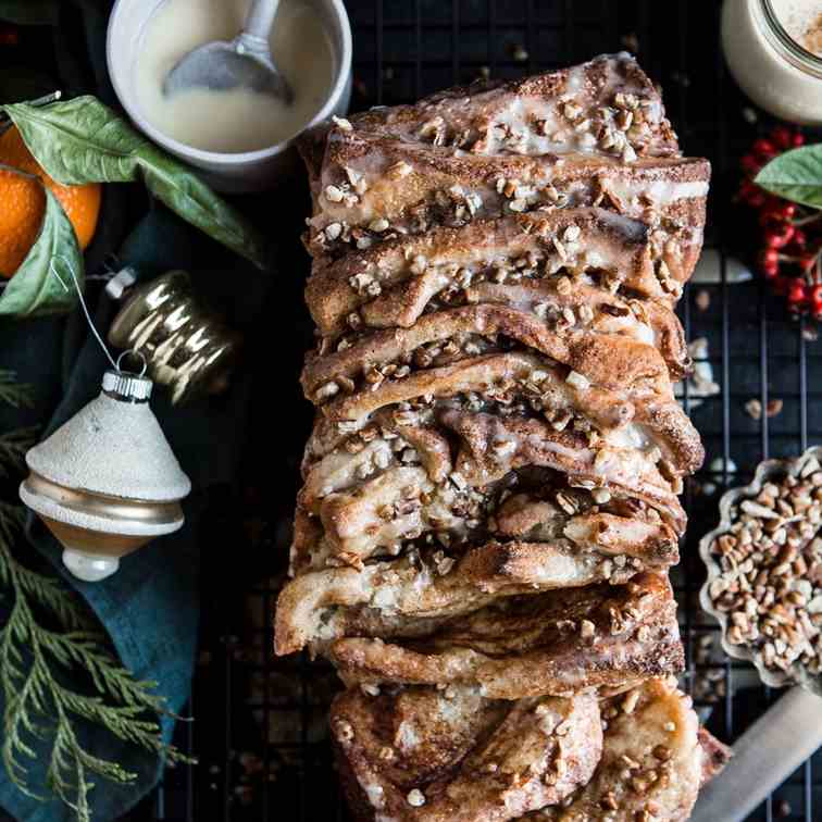 Eggnog Pull-Apart Bread