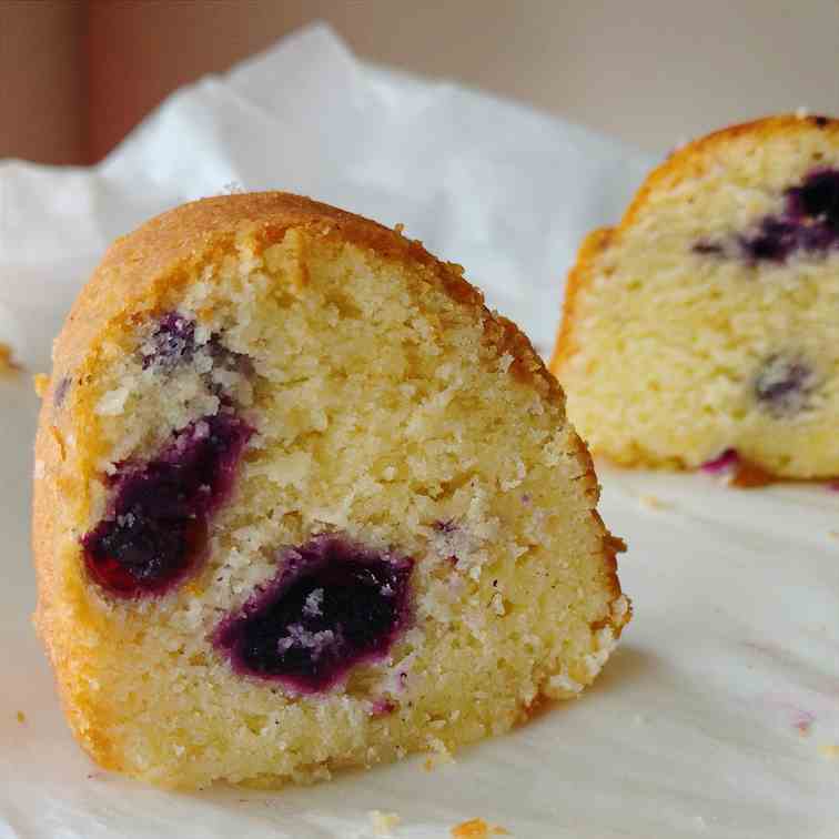 Blueberry Bundt !