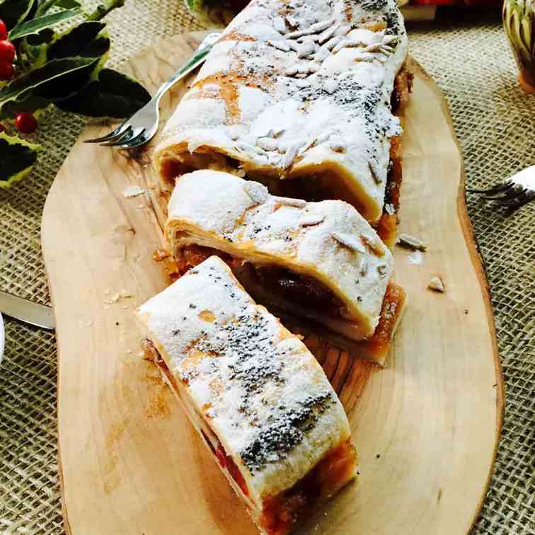 Quick 'n' yummy apple strudel