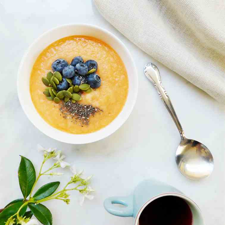 Refreshing Rockmelon Smoothie Bowl