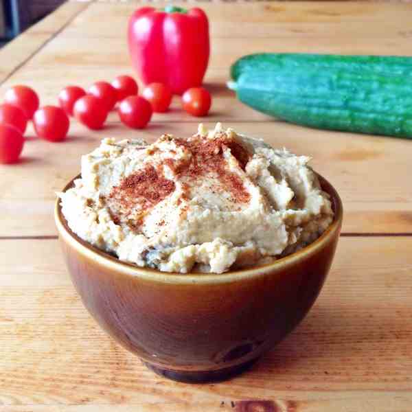 Hummus With Sundried Tomatoes